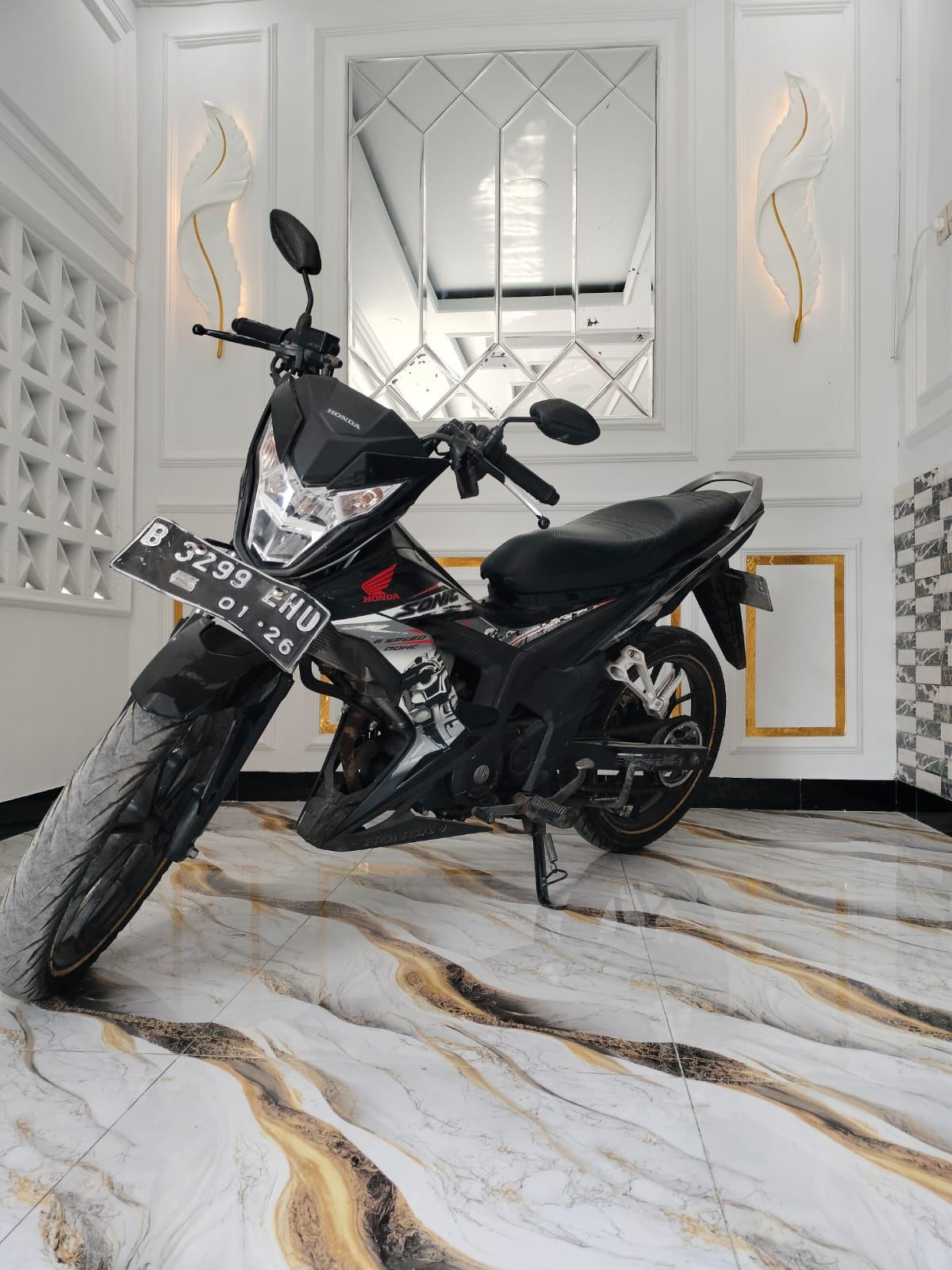 Honda Sonic 150R