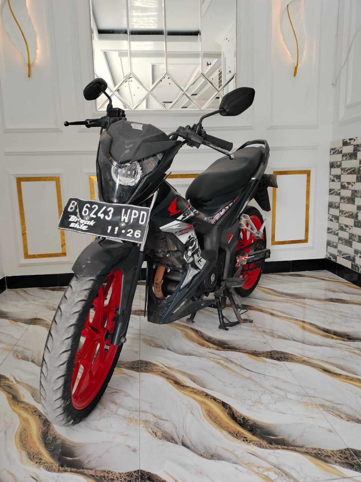 Honda Sonic 150R